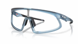 Oakley RSLV Matte Transparent Stonewash/Clear to Black Iridium Photochromic