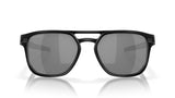 Oakley Latch Beta Matte Black/ Prizm Black Polarized Voorkant