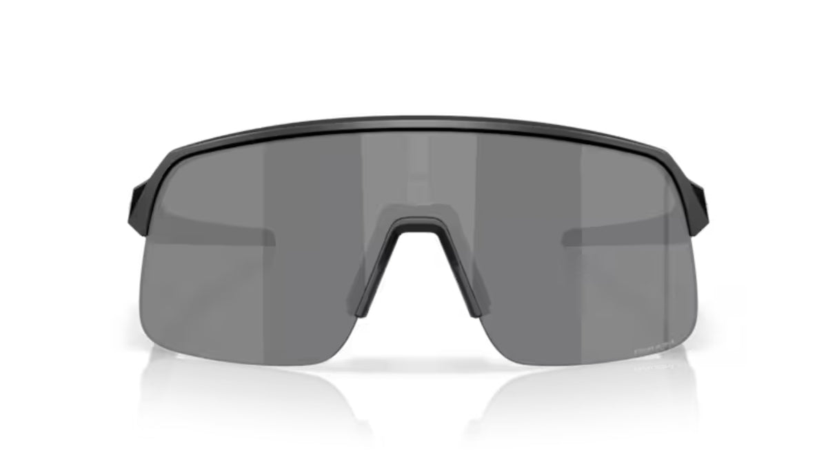 Oakley Sutro LIte S Matte Black/ Prizm Black voorkant