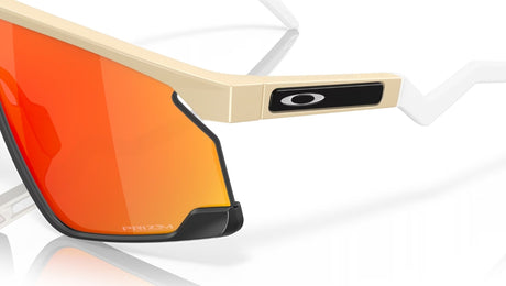 Oakley-BXTR-Dessert-Tan-Prizm-Ruby