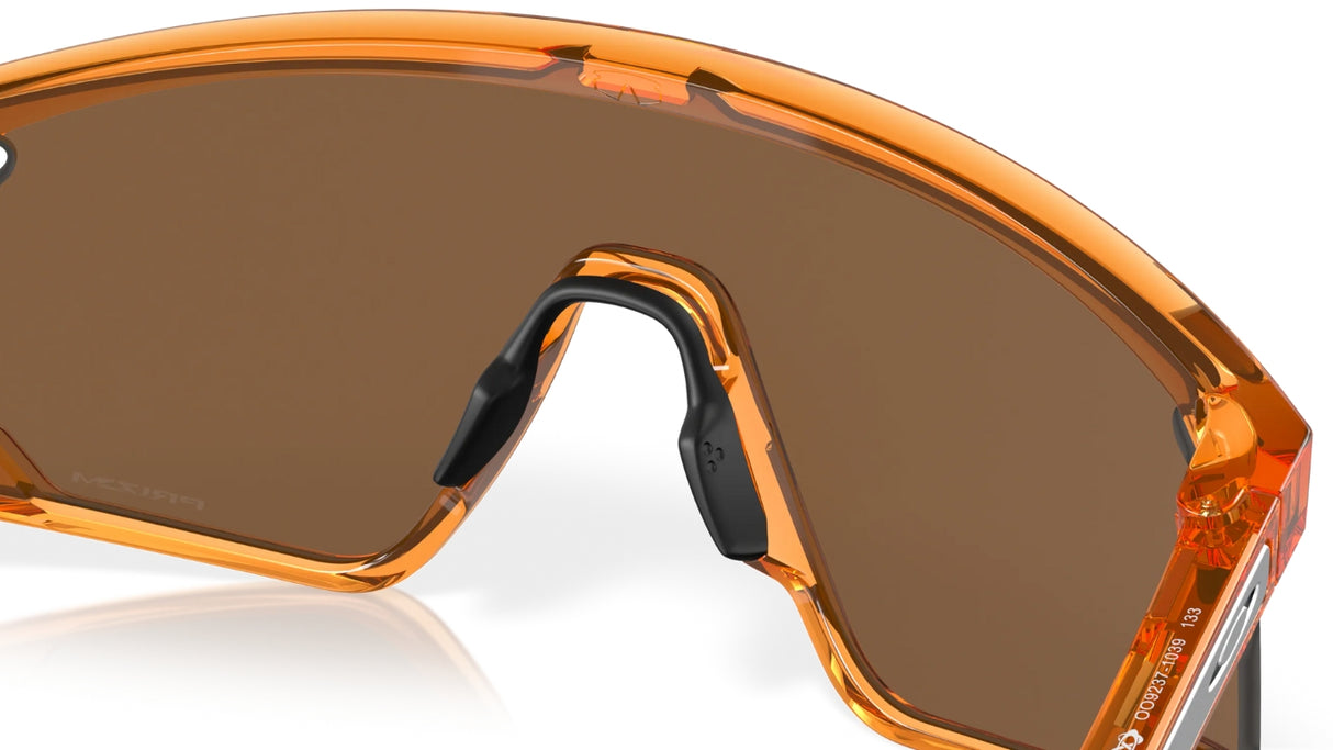 Oakley BXTR Metal Matte Transparent Light Curry/ Prizm Bronze Acterkant
