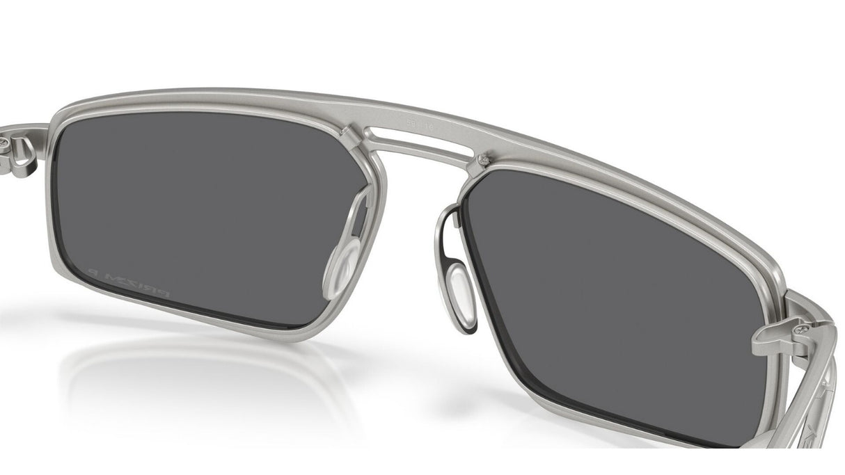 Oakley-Bushwick-Satin-Chrome-Prizm-Black-Polarized