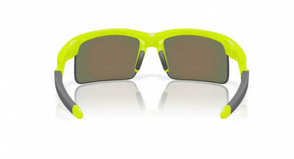 Oakley-Capacitor-Youth-Small-Polished-Retina-Burn-Prizm-Ruby