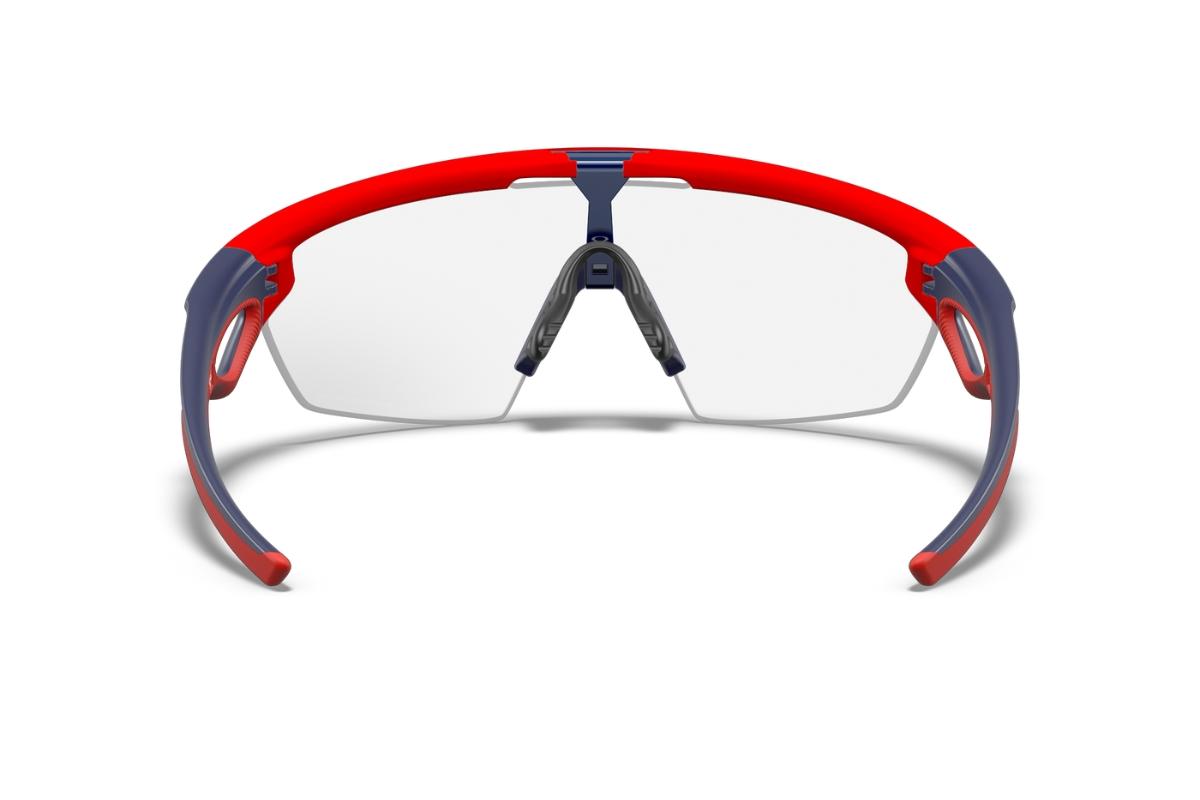 Oakley-Custom-Sphaera-Matte-Redline-Navy-Blue-Clear-To-Black-Photochromic-achterkant