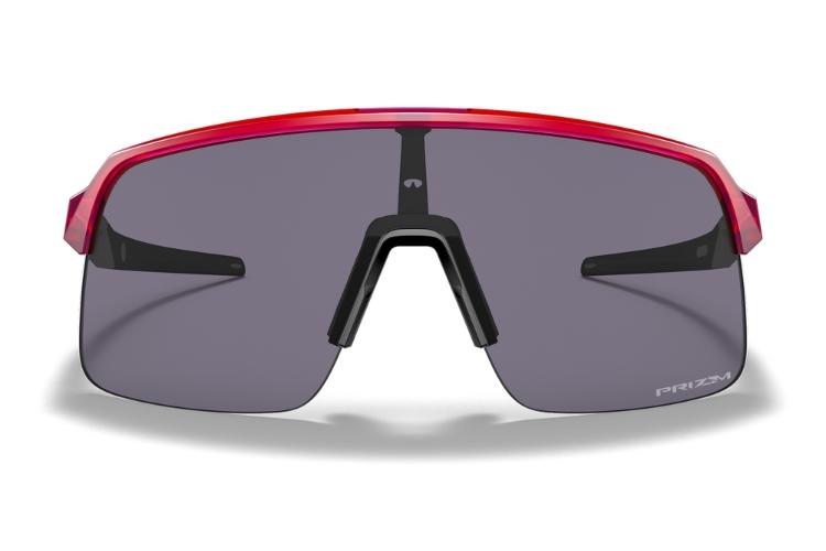 Oakley-Custom-Sutro-Lite-Matte-Crystal-Pink-Red-Prizm-Grey1-voorkant