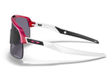 Oakley-Custom-Sutro-Lite-Matte-Crystal-Pink-Red-Prizm-Grey1-zijkant