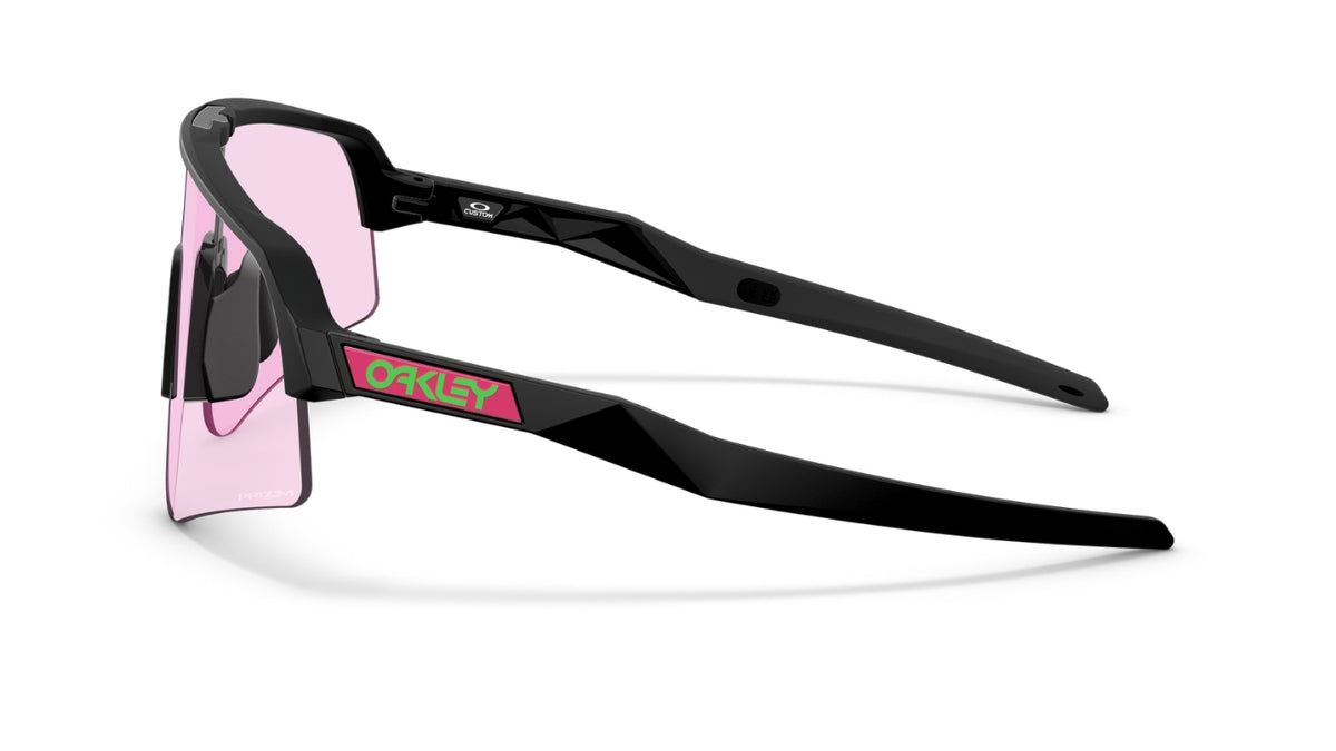 Oakley-Custom-Sutro-Lite-Sweep-Matte-Black-Pink-80s-Green-Prizm-Low-Light-kopie
