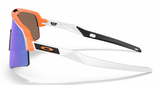 Oakley-Custom-Sutro-Lite-Sweep-Neon-Orange-Prizm-Violet-zijkant