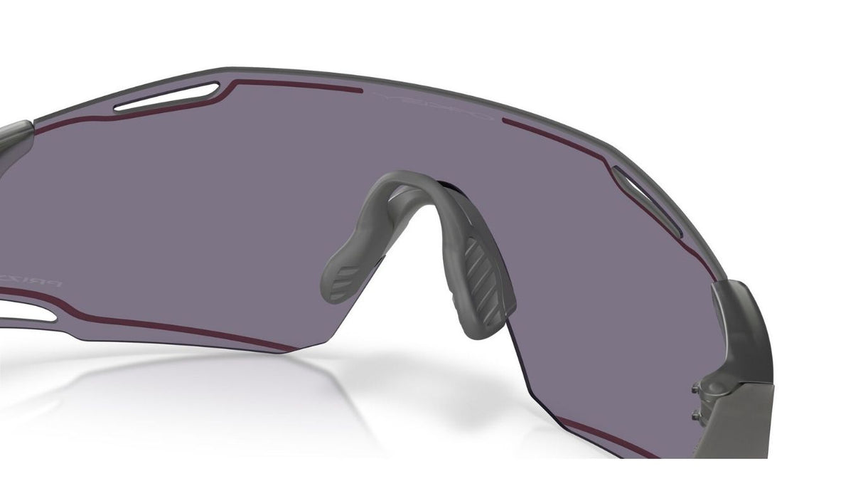 Oakley-Cybr-Dyno-Matte-Grey-Smoke-Prizm-Grey