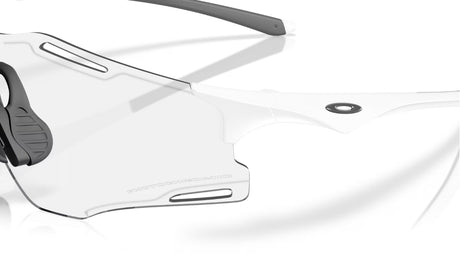Oakley-Cybr-Zero-Matte-White-Clear-to-Black-Photochromic