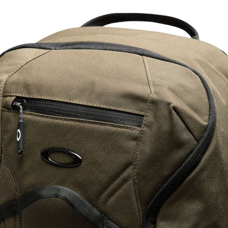 Oakley-Enduro-20L-Backpack-Deep-Olive