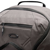 Oakley-Enduro-20L-Backpack-Granite-Gray