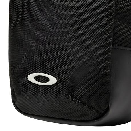 Oakley-Enhance-LT-Body-Bag-90-FW-BlackWhite