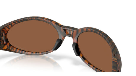 Oakley-Eyejacket-Redux-Dark-Amber-Bengal-Prizm-Tungsten