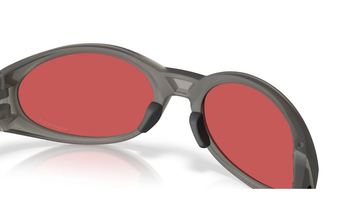 Oakley-Eyejacket-Redux-Matte-Grey-Smoke-Prizm-Snow-Sapphire