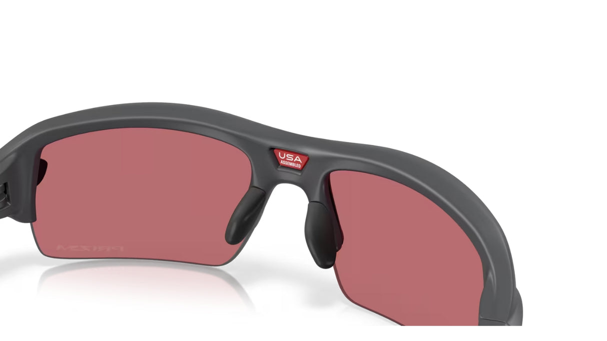 Oakley Flak S Matte Carbon Prizm Dark Golf achterzijde