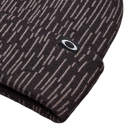 Oakley-Fleece-Lined-Graphic-Beanie-Rain-Camo-Black