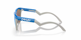 Oakley-Frogskins-Hybrid-Primary-BlueCool-Grey-Prizm-Sapphire
