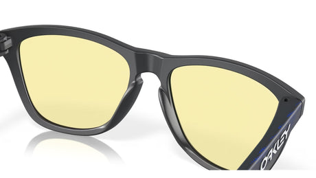 Oakley Frogskins Matte Carbon Prizm Gaming achterzijde nabij