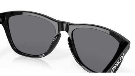 Oakley Frogskins Polished Black Grey achterzijde nabij