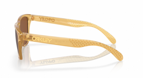 Oakley-Frogskins-XS-Kylian-Mbapp-Light-Curry-Prizm-Tungsten