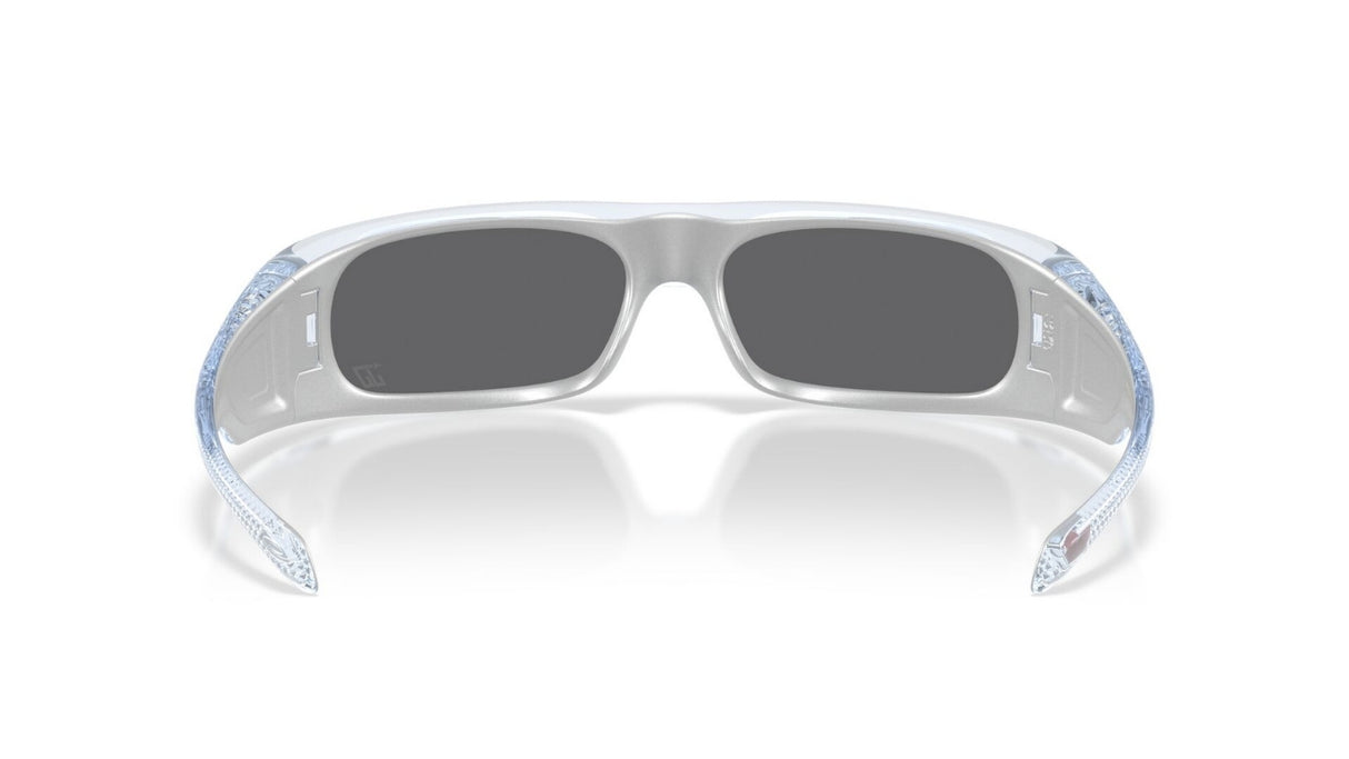 Oakley-Highland-Silver-Glass-Effect-Prizm-Black