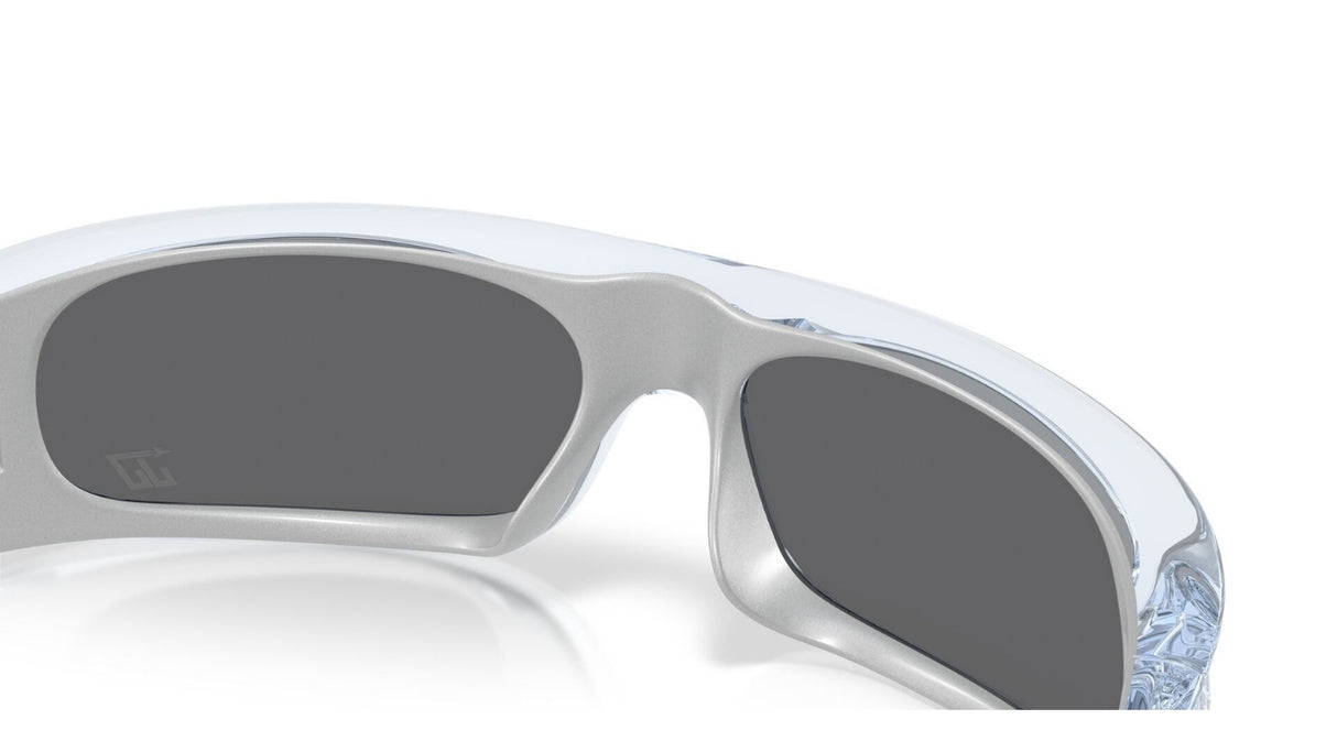 Oakley-Highland-Silver-Glass-Effect-Prizm-Black