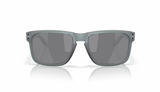 Oakley Holbrook Matte Crystal Black/ Prizm Black Polarized Voorkant