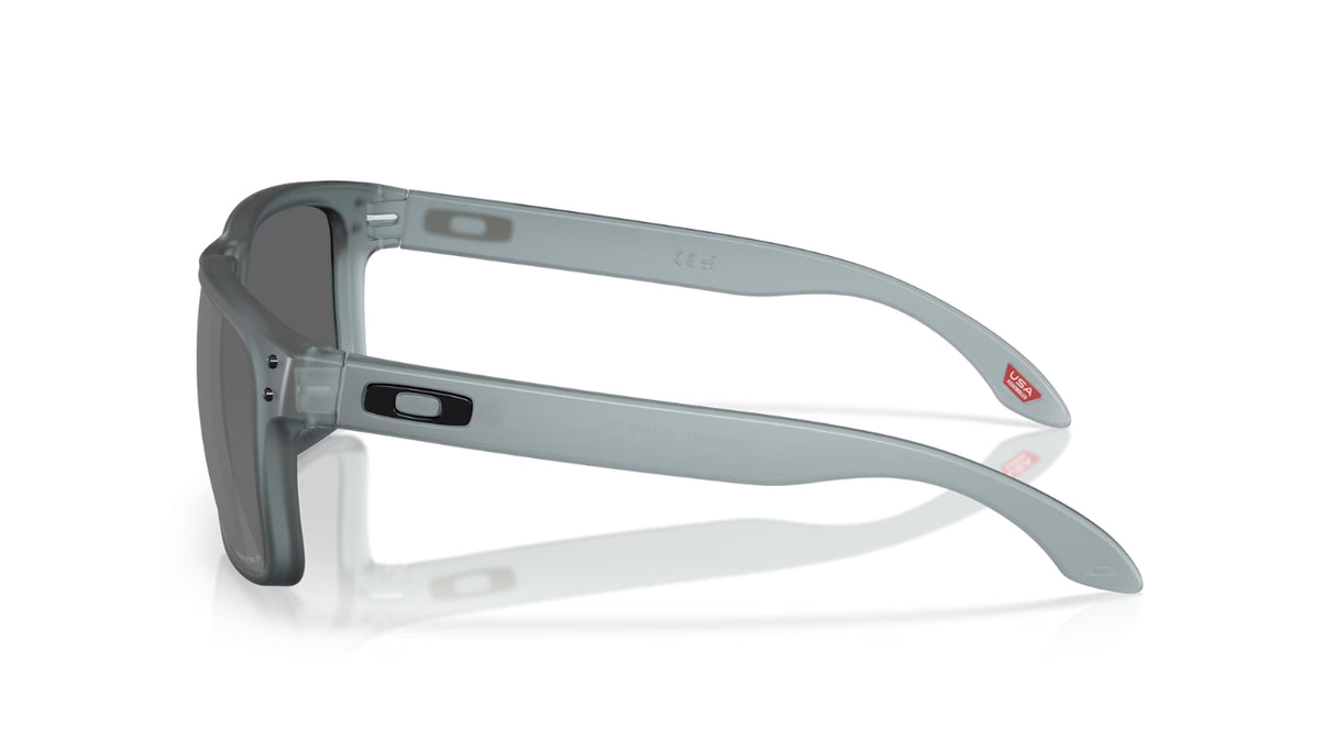 Oakley Holbrook Matte Crystal Black/ Prizm Black Polarized zijaanzicht