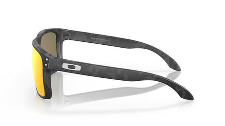 Oakley Holbrook XL Matte Black Camo Prizm Ruby zijaanzicht