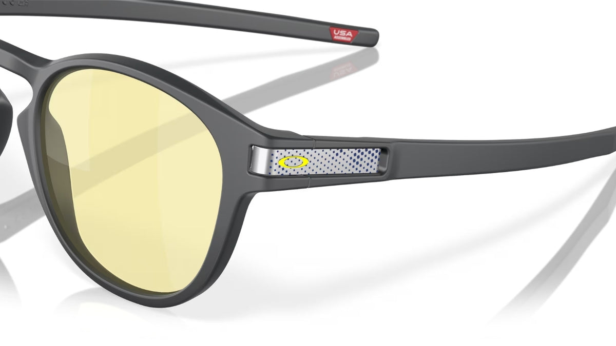 Oakley-Latch-Matte-Carbon-Prizm-Gaming