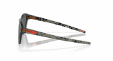Oakley-Latch-Matte-Grey-Smoke-Prizm-Black