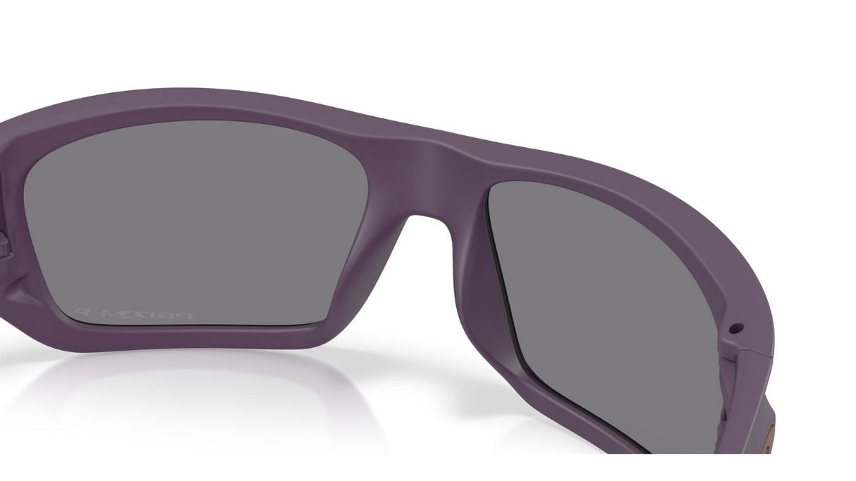 Oakley-Masseter-Matte-Aubergine-Prizm-Grey-Polarized
