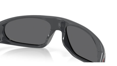 Oakley-Neoforma-Polished-Carbon-Prizm-Black