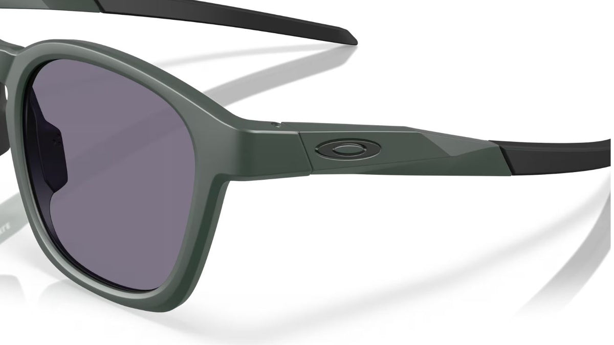 Oakley-Shackle-MT-Hunter-Green-Prizm-Grey