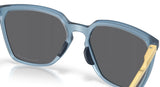 Oakley-Sielo-Sq-Matte-Transparant-Abbys-Prizm-Black-Polarized-achterzijde