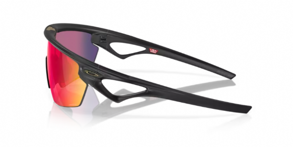 Oakley-Sphaera-Matte-Black-Prizm-Road-zijkant