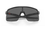 Oakley-Sutro-Lite-Matte-Carbon-Clear-to-Black-Photochromic-voorkant-kleur