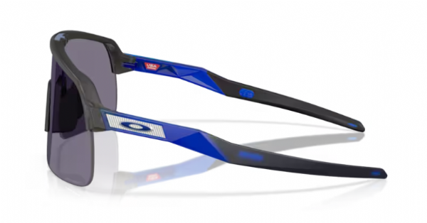 Oakley-Sutro-Lite-Matte-Grey/-Dull-Grey/-Prizm-Grey-zijkant