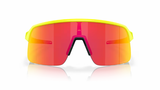 Oakley-Sutro-Lite-Matte-Tennis-Ball-Yellow-Prizm-Ruby-voorkant