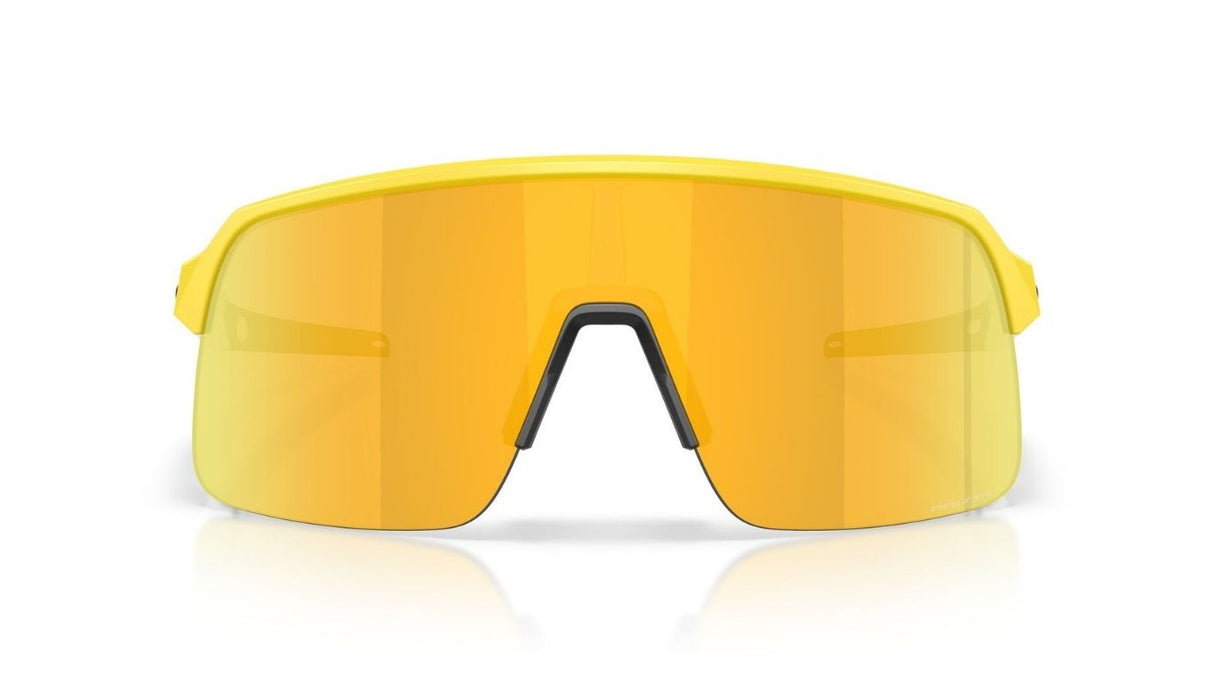Oakley-Sutro-Lite-Matte-Yellow-Prizm-24K