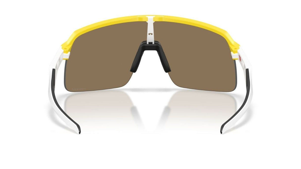 Oakley-Sutro-Lite-Matte-Yellow-Prizm-24K