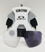 Oakley-Sutro-Lite-lens-Clear-Grey-photochromic