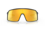 Oakley-Sutro-Matte-Carbon-Prizm-24K-voorkant
