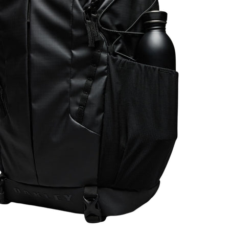 Oakley-Terraquest-29L-Backpack-Pitch-Black