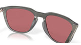 Oakley Thurso Matte Grey Smoke Prizm Dark Golf achterzijde nabij