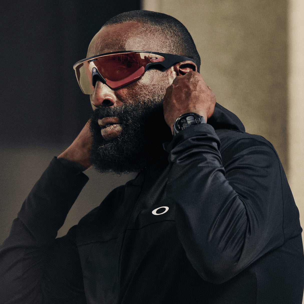 Oakley-Vanguard-Transitions-Model
