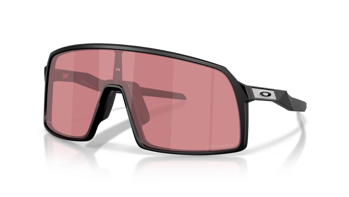 Oakley-Sutro-Matte-Black-Prizm-dark-golf-01