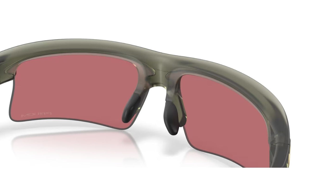Oakley-bisphaera-matte-transparant-olive-ink-prizm-dark-grey-04