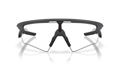Oakley-Sphaera-Slash-Carbon-Clear-to-black-photochromic-02